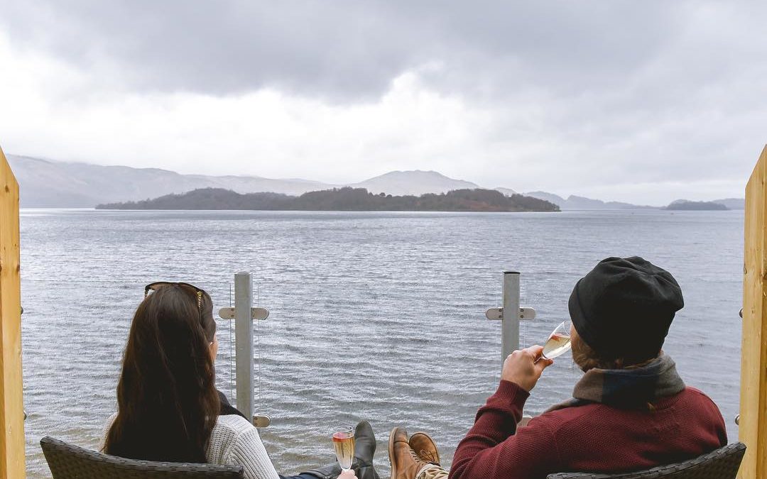coupletraveltheworld Lodge on Loch Lomond